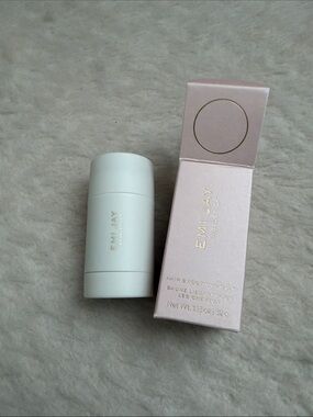 Emi Jay Hair Smoothing Balm